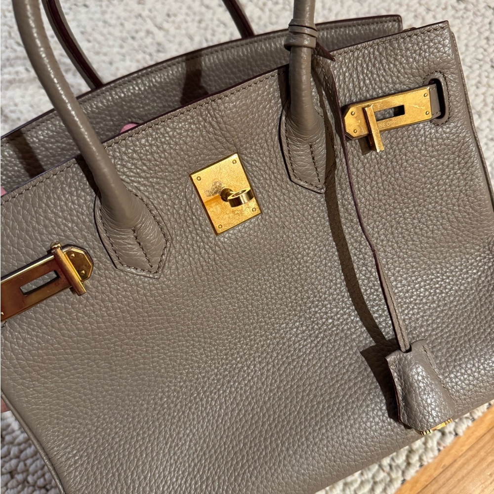 Elegant Taupe Leather Handbag